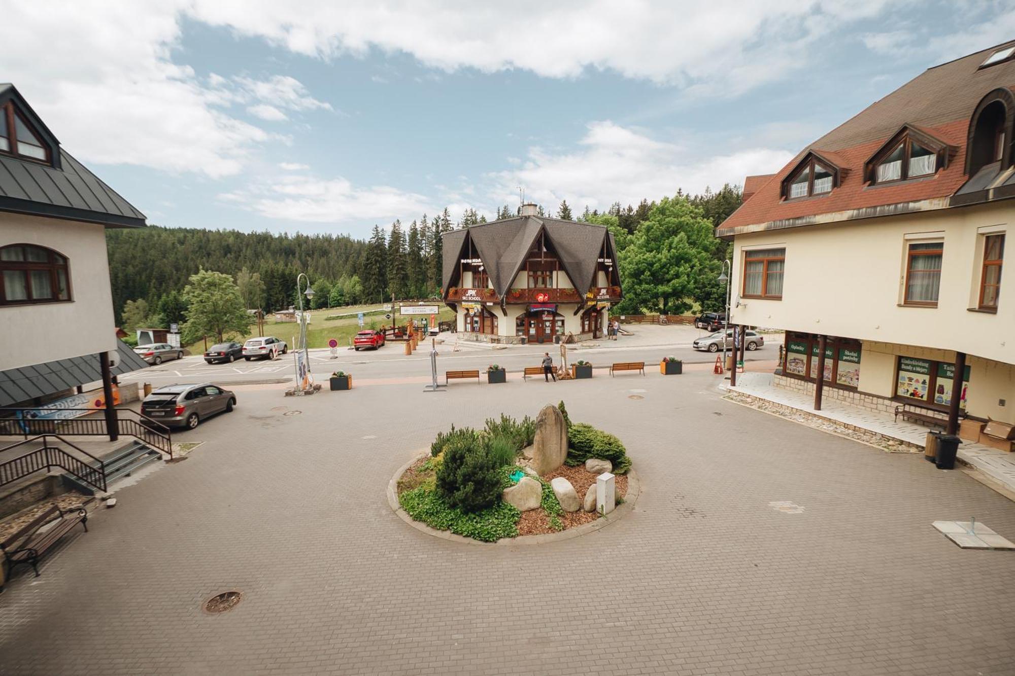 Pension Mona Гаррахов Екстер'єр фото