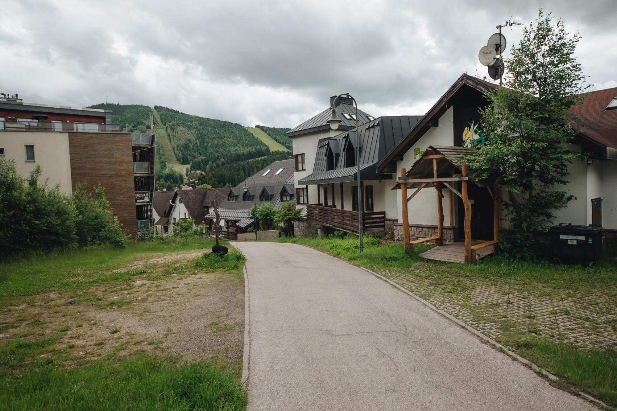 Pension Mona Гаррахов Екстер'єр фото